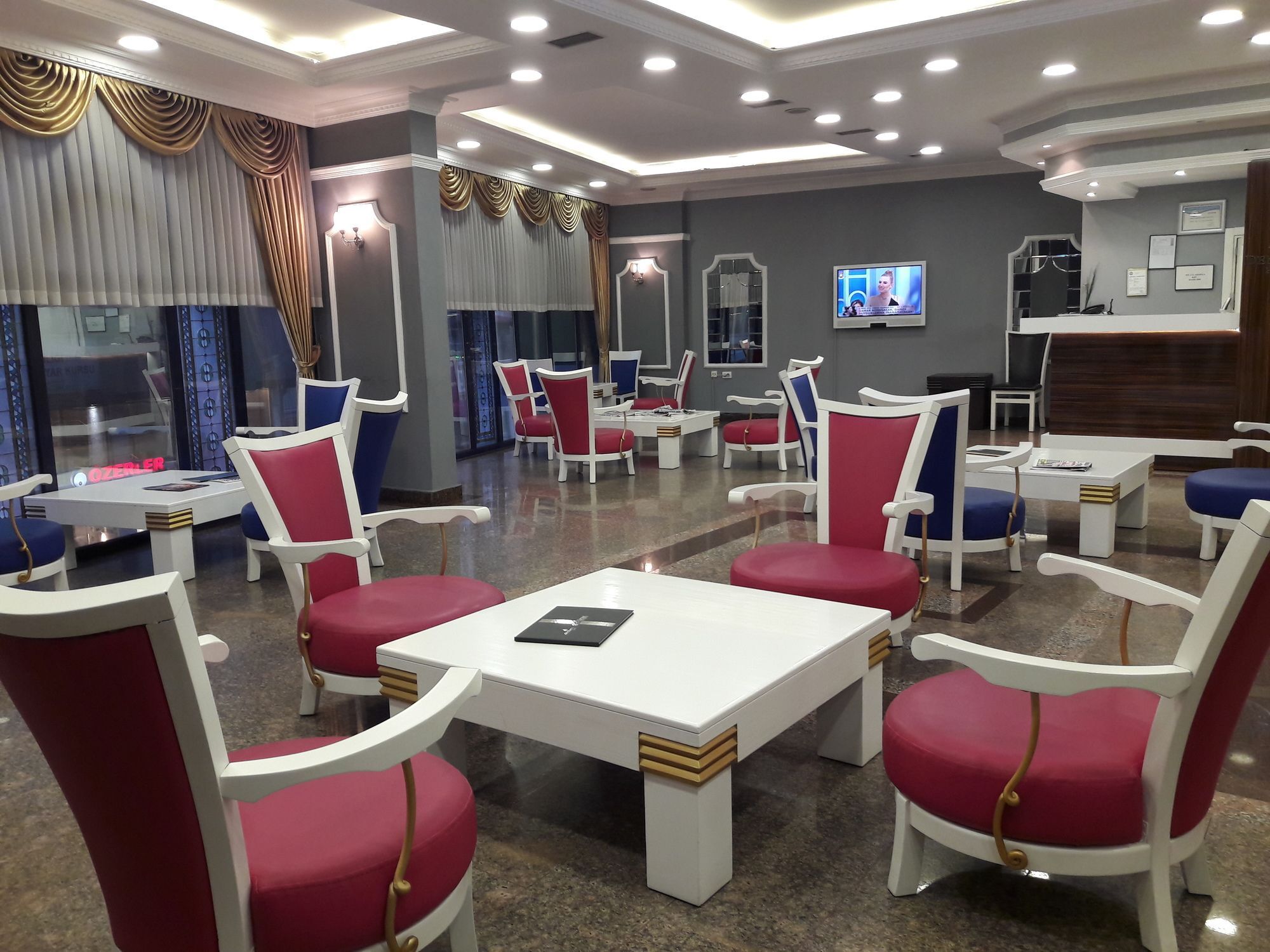 Demirgrand Hotel Trabzon Exterior photo